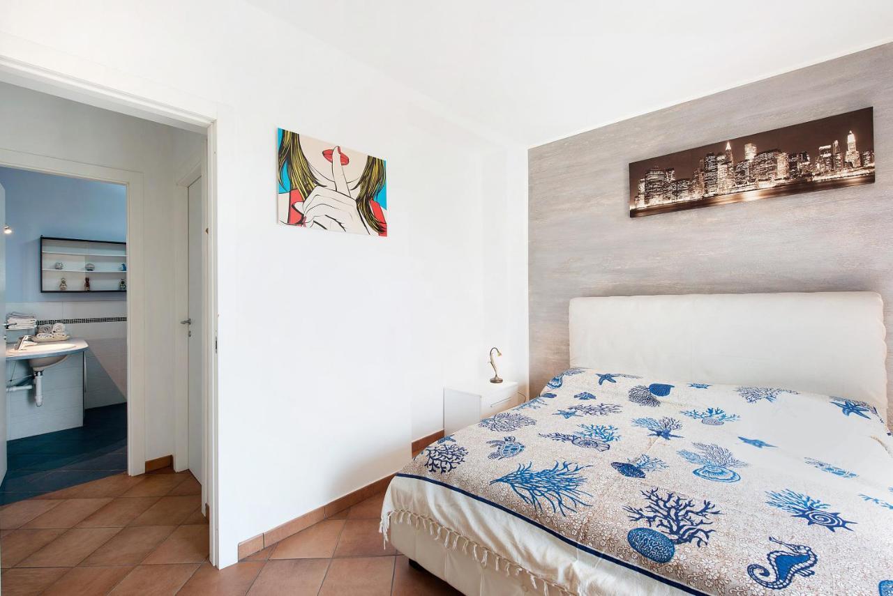 Esclusiva Terrazza Vista Porto Appartement Varazze Buitenkant foto